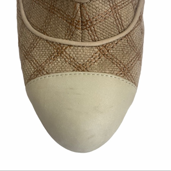 CHANEL Round Toe Lace-Up Platform Bootie Size 39 - Picture 11 of 16